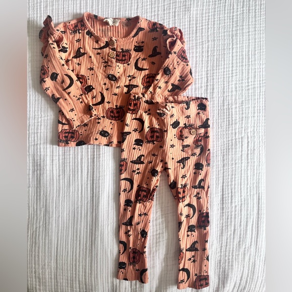 Jessica Simpson Orange Halloween Kids Pajama Set - Picture 1 of 2